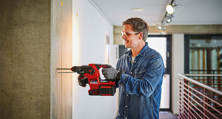 Hammer discount hand drill